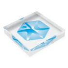 nestori shopの氷 Acrylic Block :placed flat