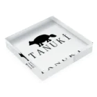 winwingのMaisonTANUKI Acrylic Block :placed flat