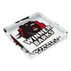 WinnerBarks Ent.のWinnerBarksチームロゴ アクリルブロックの平置き