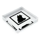 かさごさかのMikaeri cat (ku-ro) Acrylic Block :placed flat