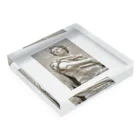 Decor&LuxuryVenusのLuxury Davide Acrylic Block :placed flat