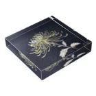 KEIKO's art factoryの菊　2023 Acrylic Block :placed flat