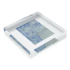 muuの粒と重なり、銀 Acrylic Block :placed flat