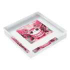 ゴマゴマ5050のピンク色の妖精が、そのかわいらしい大きな目であなたを見つめています Acrylic Block :placed flat