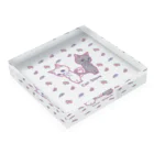 RinQooのCat　Slave Acrylic Block :placed flat