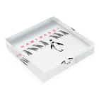 NIKORASU GOのメッセージデザインTシャツ「はみだせ!」 Acrylic Block :placed flat
