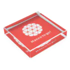 FARM8のHacco to go square Acrylic Block :placed flat