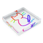 ooni storeのなないろ nya! Acrylic Block :placed flat