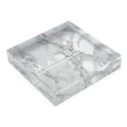 gemgemshopのマーブル Acrylic Block :placed flat