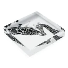 mayon's animal shopのキリン Acrylic Block :placed flat