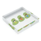 ワシキタチナツ|Illustrationの洋梨　inside girls Acrylic Block :placed flat