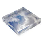 clearのclear 【空へ】 Acrylic Block :placed flat