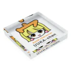 漢字キャラクターあめかちゃんのうーかちゃん close-up Acrylic Block :placed flat