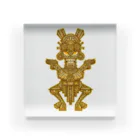 Realm of RamblesのGolden Alpaca Acrylic Block