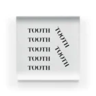 KAAK studioのTooth logo よく見ると歯の形 アクリルブロック