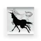 made blueのMonochrome Unicorn アクリルブロック