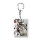 ねこの森でお散歩の至福のシャムミックス Acrylic Key Chain