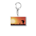 ukabuboshioの猫と夕日 Acrylic Key Chain