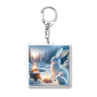 さとさんの雪ウサギと白うさぎと焚火 Acrylic Key Chain