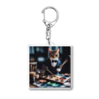 Koroniumの一匹の個性的な猫が絵筆を握っています Acrylic Key Chain