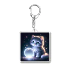 katohkouchiの夜の探検家、光と遊ぶ猫 Acrylic Key Chain