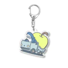 サメ わりとおもいの巨大梨を収穫したサメ Acrylic Key Chain