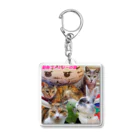 うさぎのマルチの動物ファミリーの家グッズ Acrylic Key Chain