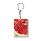 Tabetarinai Storeのpink grapefruit Acrylic Key Chain