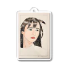 「画家 小島 みのる」 MINORU KOJIMA「明るい色の展覧会」月の紳士の風を受けて黒髪をなびかせる女性 Acrylic Key Chain