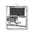 9livesworkの猫の手貸します。（黄色目） Acrylic Key Chain