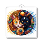 Lovers-chapelの魅力的で美しい猫の姿 Acrylic Key Chain