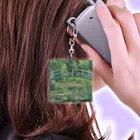 世界美術商店の睡蓮の池と日本の橋 / Water Lilies and Japanese Bridge Acrylic Key Chain