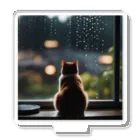 SaltyCookie Design Worksの窓の前で雨を眺めているネコ[カラー] アクリルスタンド