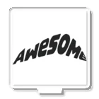 TM Designersの1日の始まりはAwesome Acrylic Stand