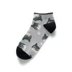 サバ白雑種猫のなめこちゃん屋のなめこパターン（向き/グレー） Ankle Socks