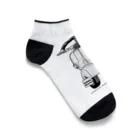 ファンシーTシャツ屋のクラシックスクーターに乗る男性 Ankle Socks