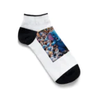 にっくすSTOREの人ごみで押されたり、ぶつけられる青いゾウ Ankle Socks