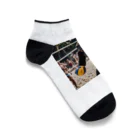 7716のビーチバレーしてるゴリラ Ankle Socks