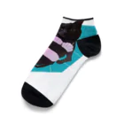 Parallel_merchの海でバカンスの黒猫BIBI Ankle Socks