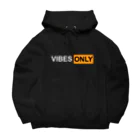 Vibes only crewのVIBES HUB ビッグシルエットパーカー