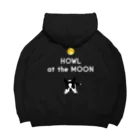 コチ(ボストンテリア)のバックプリント:ボストンテリア(HOWL at the MOON ロゴ)[v2.8k] Big Hoodie