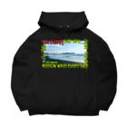 近藤商店湘南支店の鵠沼海岸　Beahシリーズ Big Hoodie