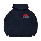 HI-IZURUの前はロゴ、後ろはドーンと地図 Big Hoodie