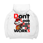 DEEBO ART WORKSのDon't Look Back Big Hoodie