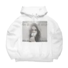 Emu createのwe don't talk anymore Big Hoodie