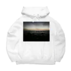 ばななまむの明け方の神奈川の海 Big Hoodie