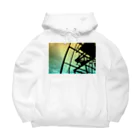 一番町ランドマークのオフシーズン・ねぷたの骨組み Big Hoodie