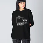 オカ氏のNEKO-Girl White Big Long Sleeve T-Shirt