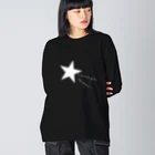 高井麻奈由Official shopのshooting star ビッグシルエットロングスリーブTシャツ