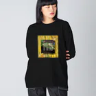 OWAYON ∞ （オワヨン　インフィニティ）の【引退馬支援企画】GOOD LUCK TO THE END ウォールTYPE Big Long Sleeve T-Shirt